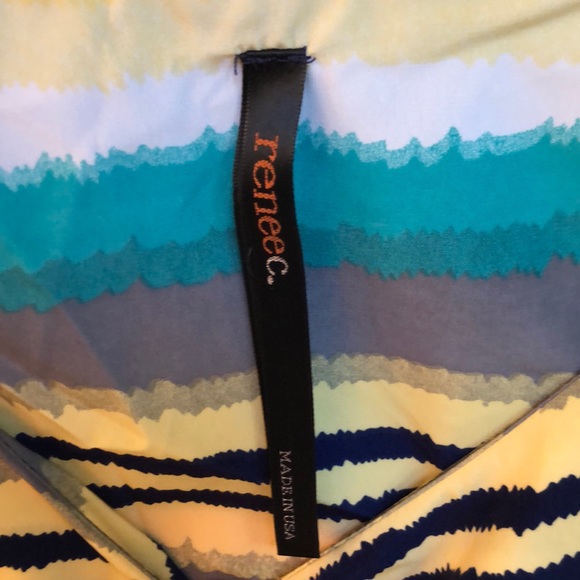 Multi color pull on dress worn once - Picture 2 of 3